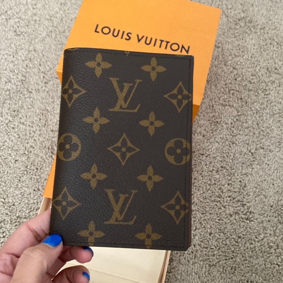 Louis Vuitton Other - Louis Vuitton passport holder monogram canvas brand new